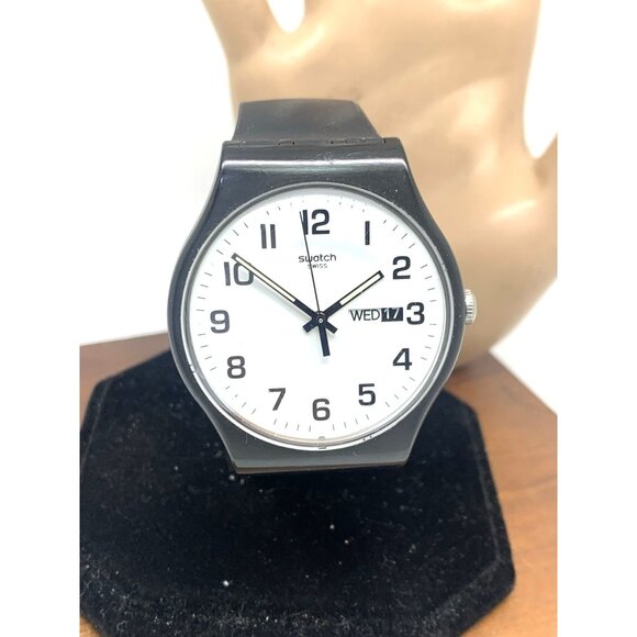 Swatch Men's Watch SUOB705 Swiss Quartz White Dial Day Date Black Rubber 41mm - Picture 13 of 14